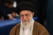 Лидер Ирана назвал США главным врагом нации