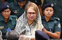  دادگاه داکا دوران محکومیت خالده ضیاء را به ده سال افزایش داد
