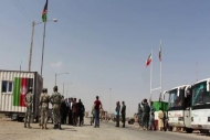 Афганские беженцы массово возвращаются из Ирана - МОМ     