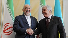 وزراي خارجه ايران و قزاقستان در تهران ديدار کردند