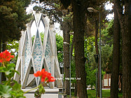 گلباران آرامگاه خیام در نیشابور