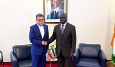 سفیر ایران رونوشت استوارنامه خود را تقدیم وزیر خارجه ساحل عاج کرد