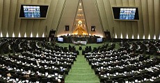 Иранские депутаты требуют немедленной отставки главы президентского аппарата из-за двойного гражданства